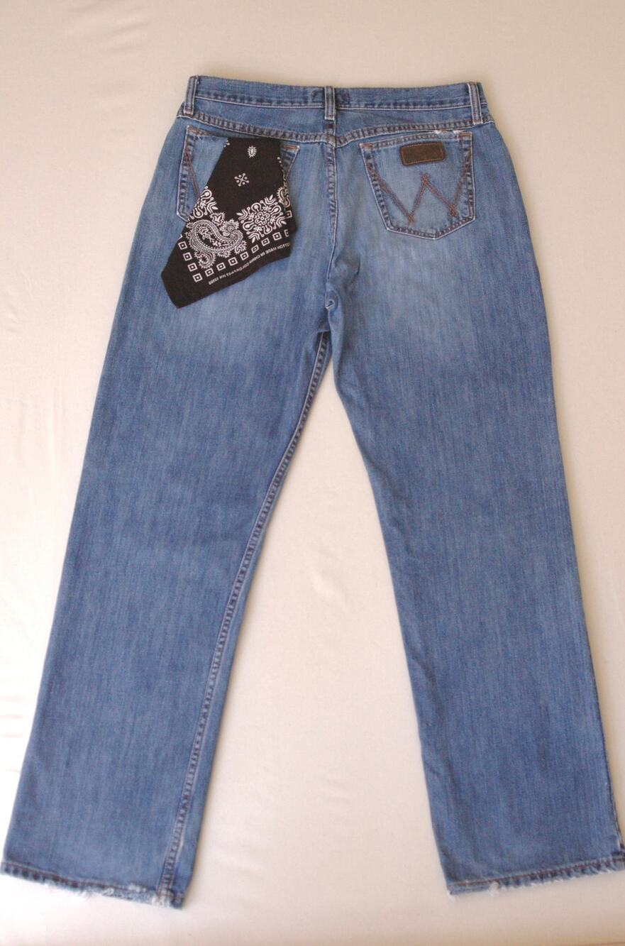 Wrangler 20X No. 01 Competition Jeans | River Wash | 33 x 31"
